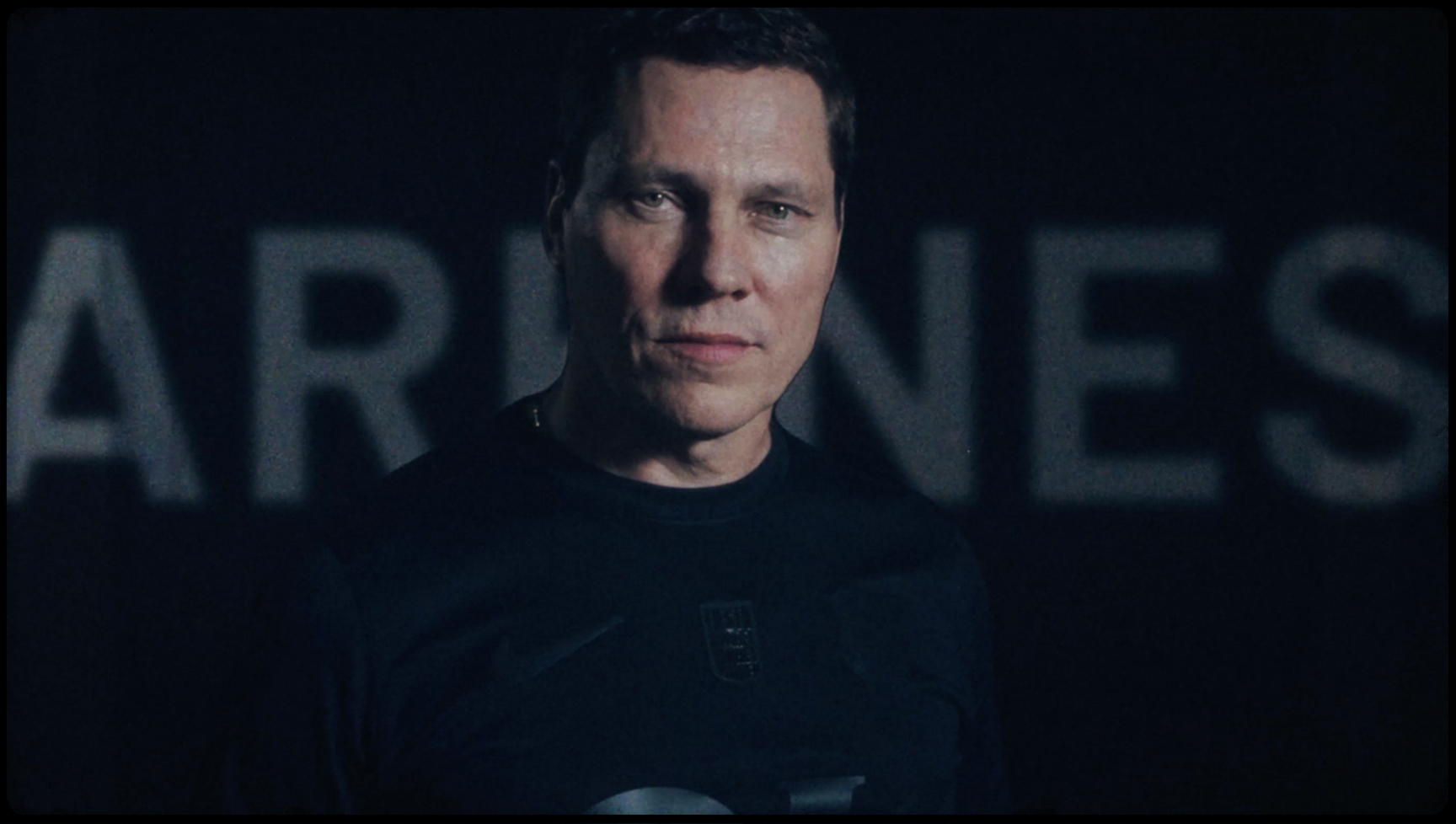 NAC x Tiësto voor de t shirt onthulling 2026
